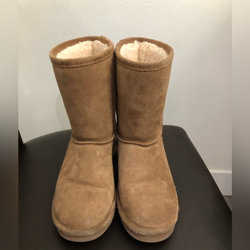 BearPaw Tan Ankle Boots